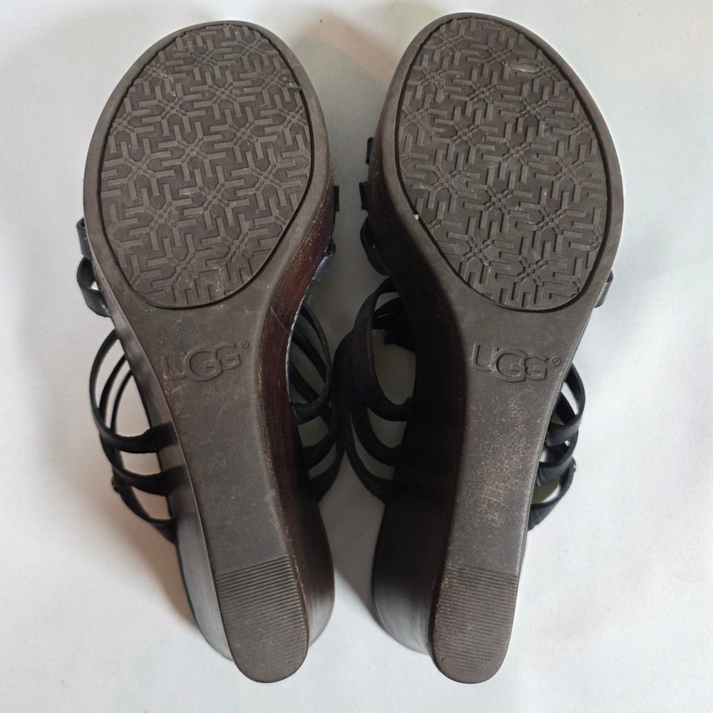 UGG Mattie Wedge Sandal Black Leather Strappy Wood Platform Womens 7.5 - Picture 8 of 8